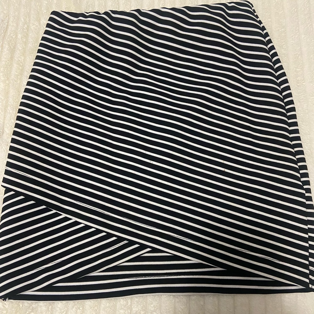 SO Brand Black and White Striped Skirt